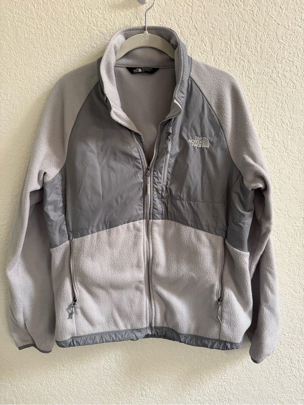 The North Face Light Gray Women's Two-Tone Fleece Utility Jacket